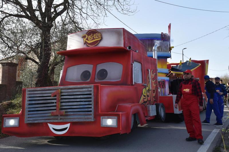 palomonte-uno-bivio-