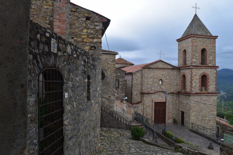 CASTELNUOVO CILENTO CHIESA
