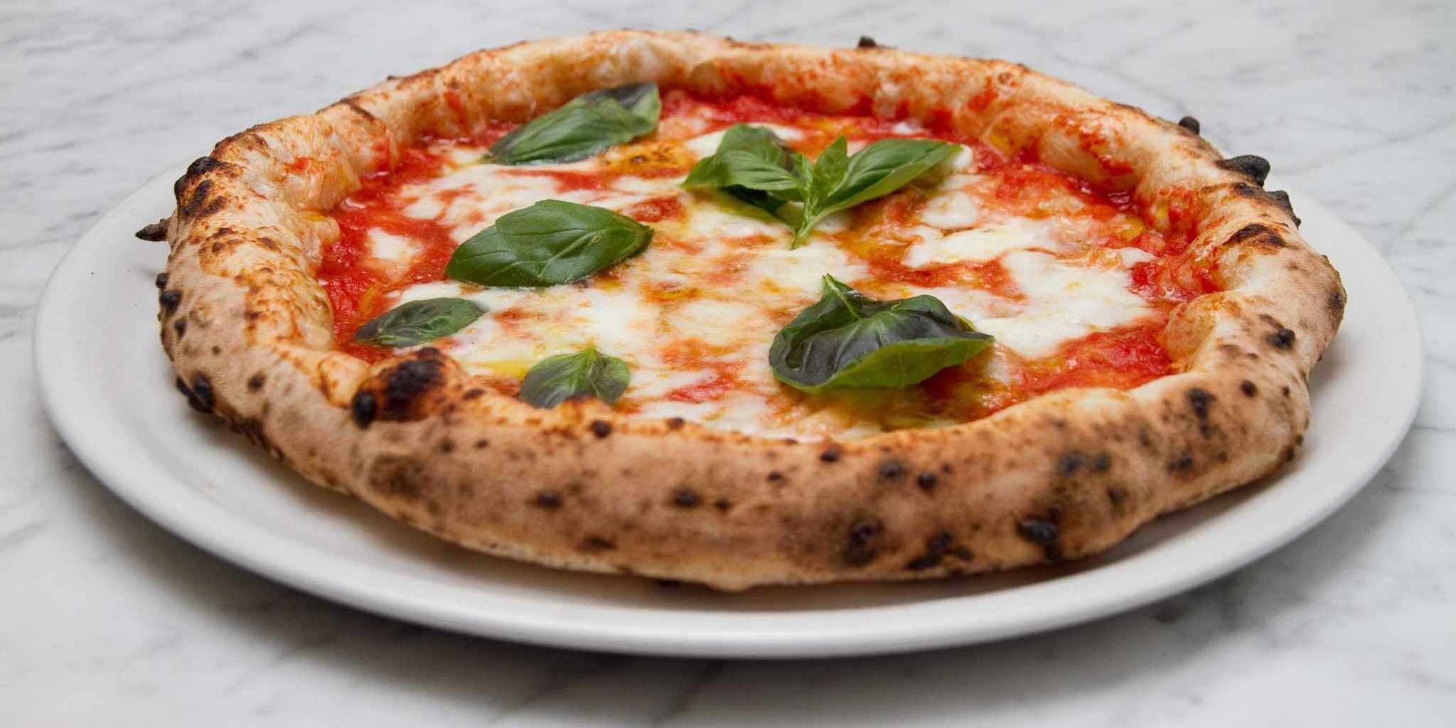 come fare la vera pizza 2048x1024 1