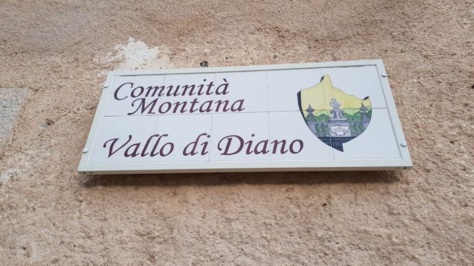 COMUNITA MONTANA VALLO DI DIANO 1