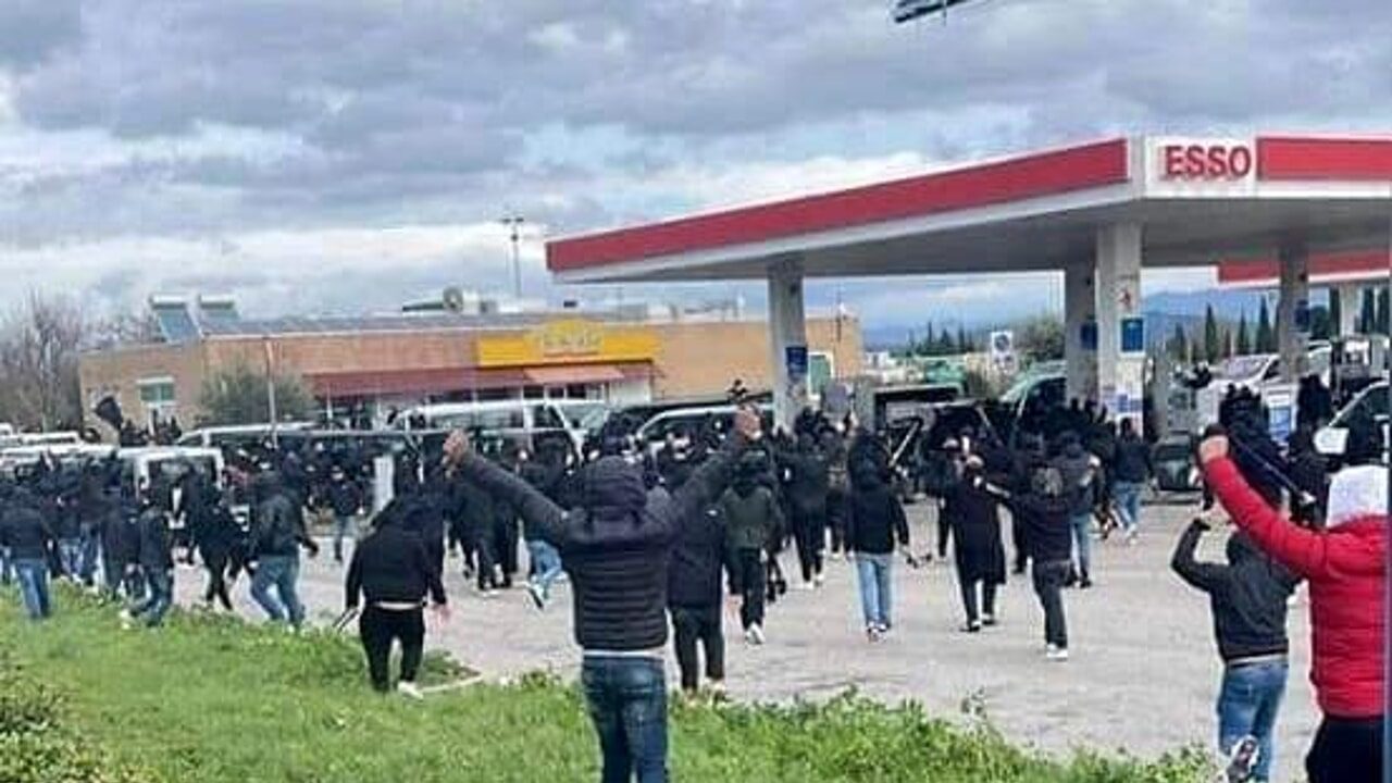scontri ultras autostrada