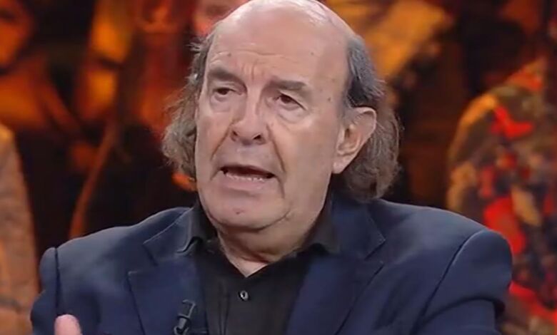 3E216135 605A 4377 B074 58A4C7597A5A