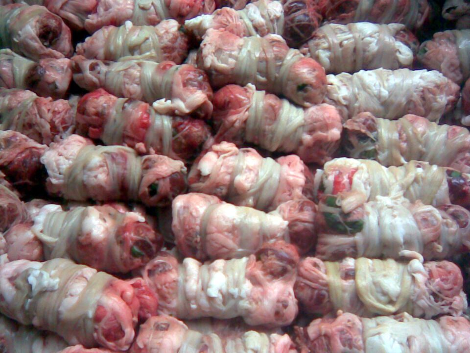 Mbruiatieddhri crudi alla sagra