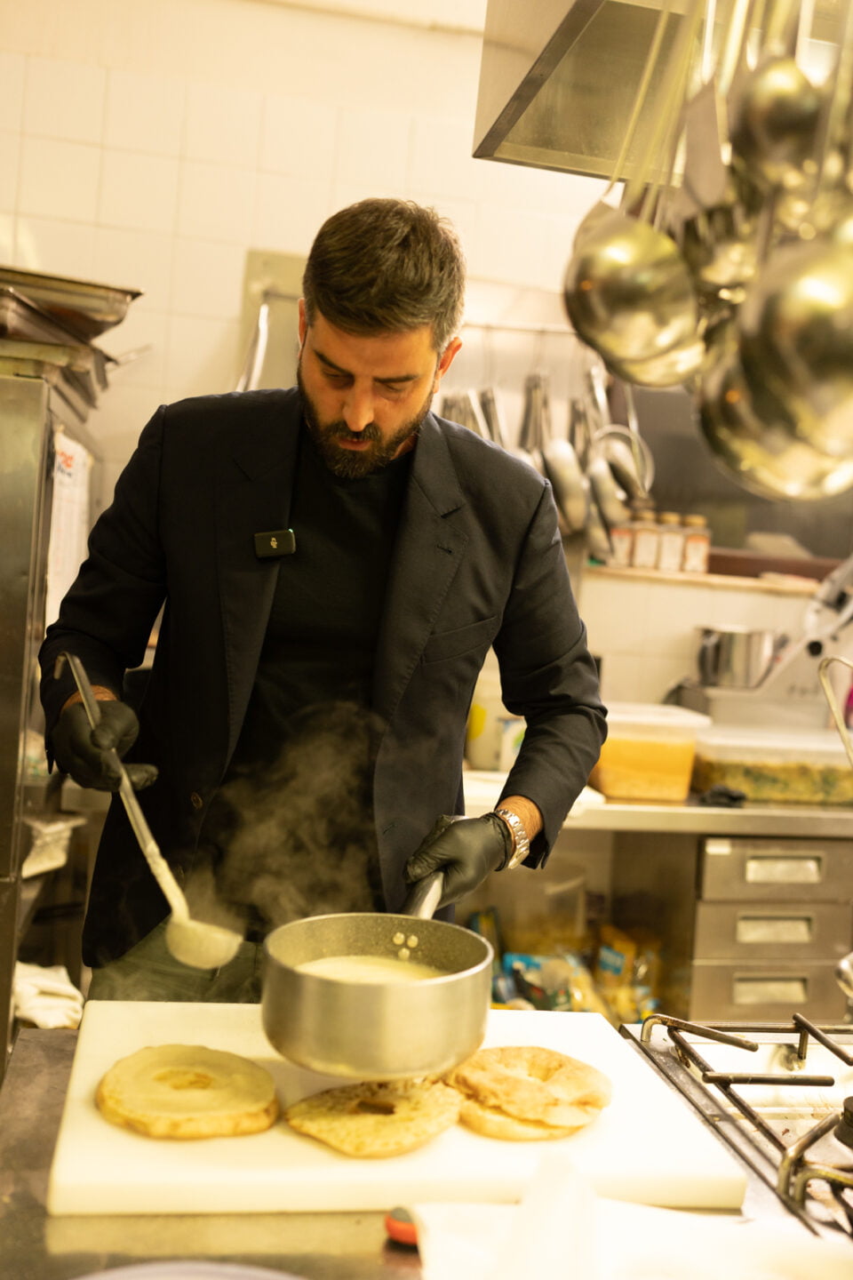 Chef Croce mentre prepara il viccio