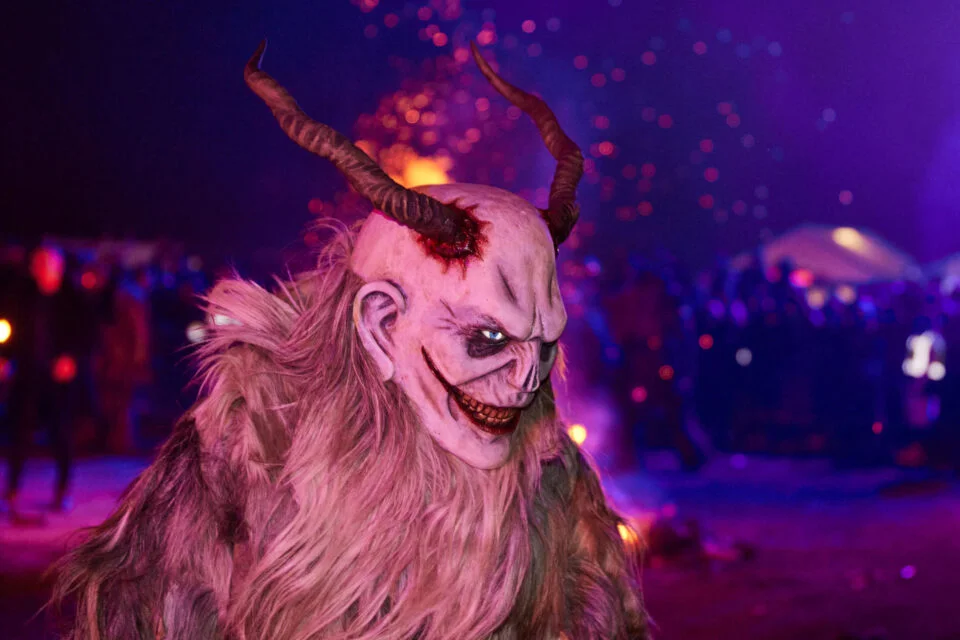 KRAMPUS ANTAGONISTA DI BABBO NATALE