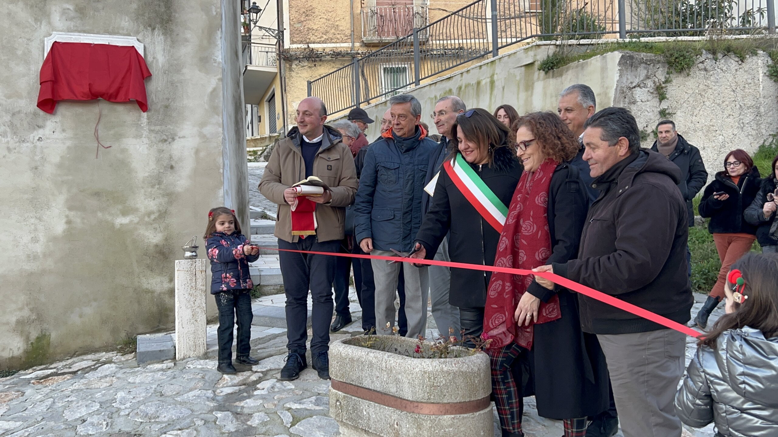 taglio del nastro padula piazzetta