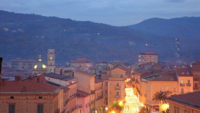 Panorama di Vallo foto wikipedia pubblico dominio