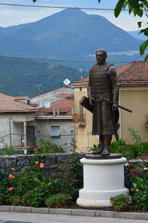 Statua in bronzo Celle di Bulgheria