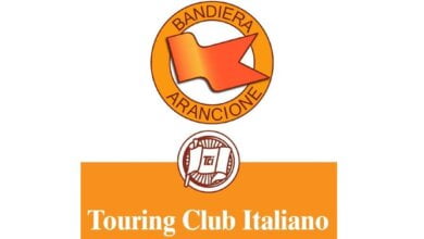 bandiera arancione morigerati touring club