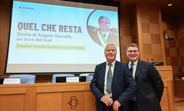 foto facebook dario vassallo