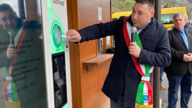 ottati macchinetta mangia plastica