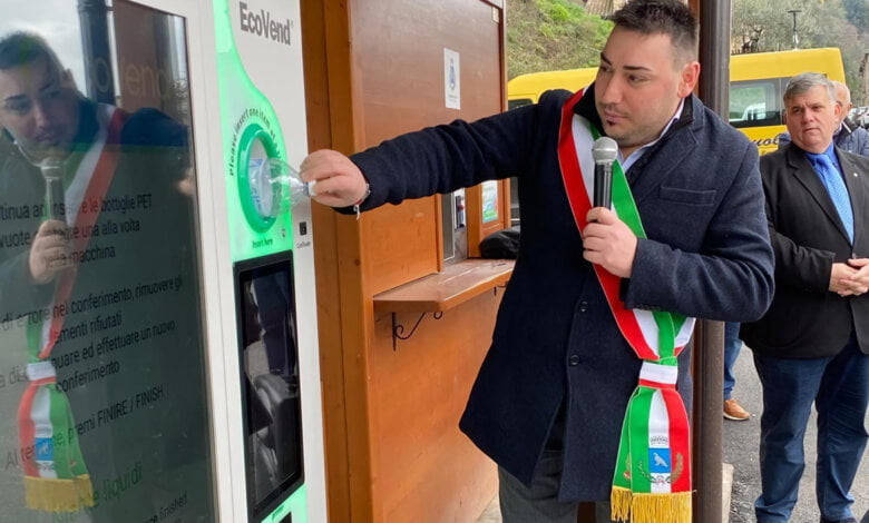 ottati macchinetta mangia plastica