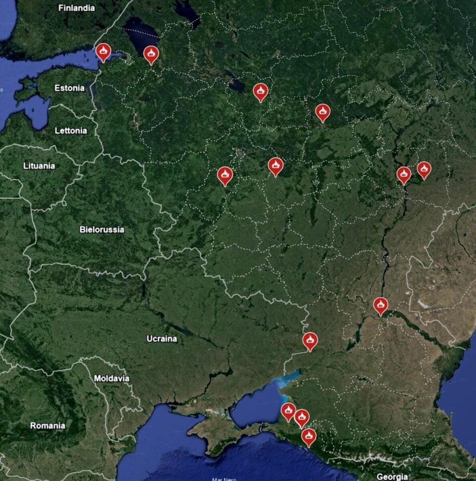 raffinerie russe attaccate ucraina droni mappa google earth today