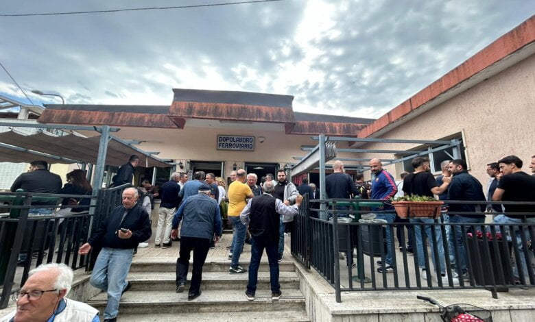 WhatsApp Image at ..()