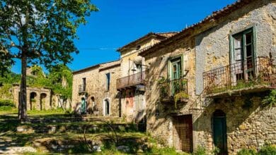 roscigno vecchia borgo fantasma