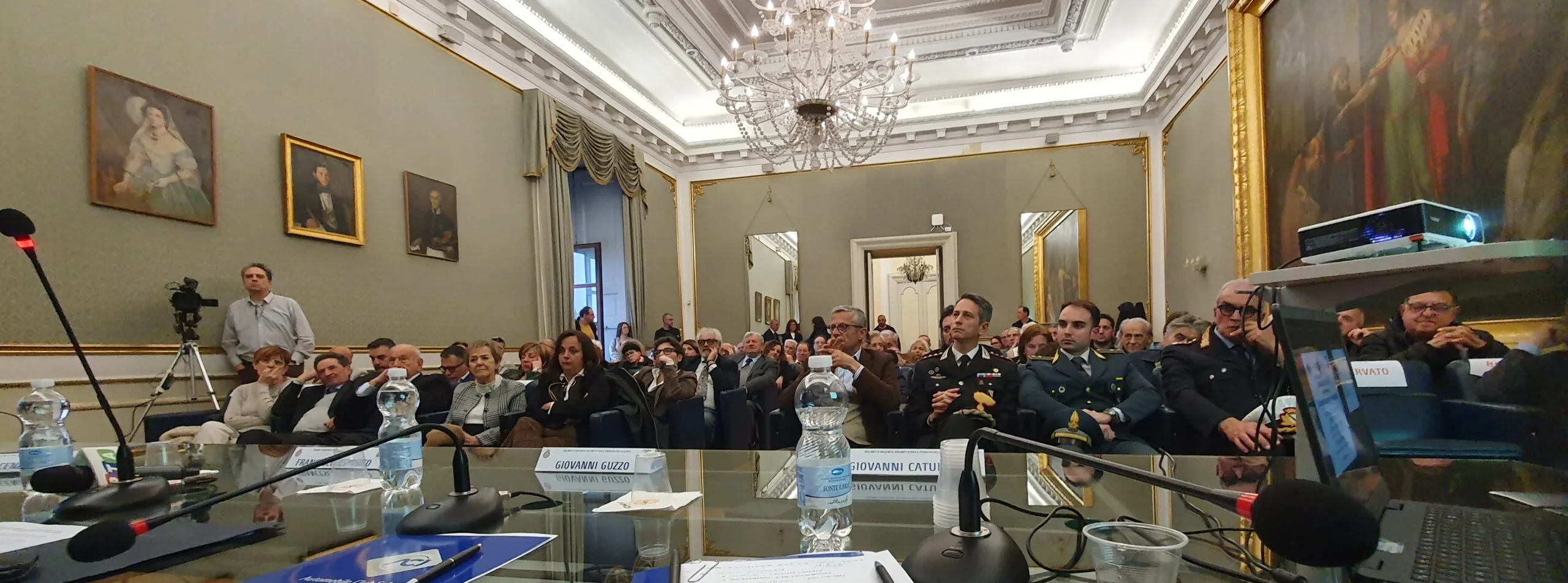 Aci Salerno Sala Bottiglieri. Volanti Ospiti